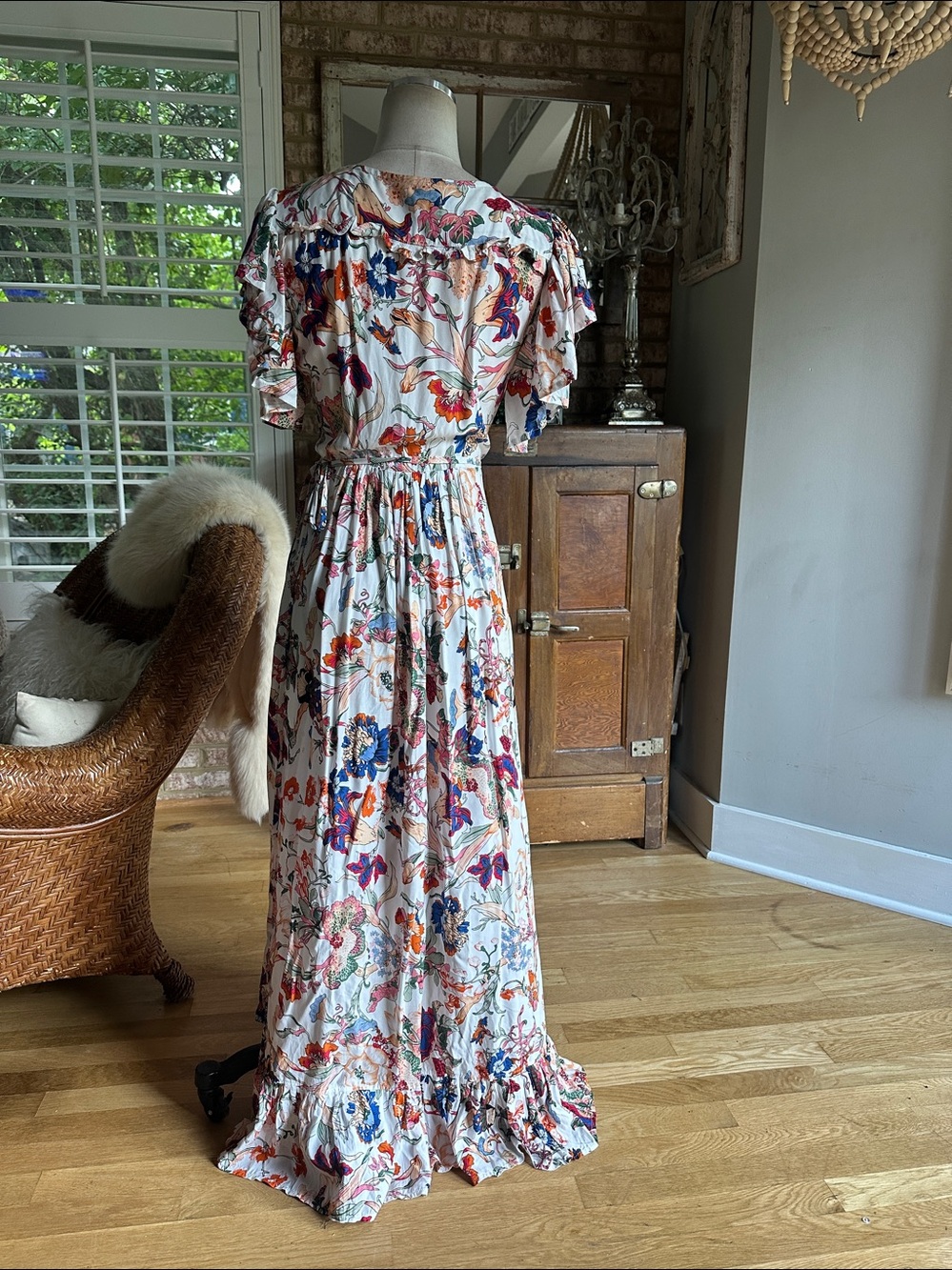 ELF MADE BY HAND RUFFLE WRAP DRESS SMALL - Picture 5 of 10